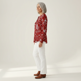 Caroline – Rotes Weihnachtsoberteil mit weißen Motiven