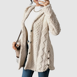 Štěpánka - Plus-Size Strickjacke mit Kapuze