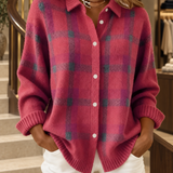 Ashley | Klassische karierte Strickjacke mit Kragen