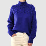 Štěpánka – Warmer Pullover mit Kragen