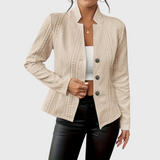 Graça - Abrigo con Elegantes Detalles