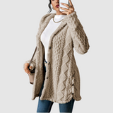 Štěpánka - Plus-Size Strickjacke mit Kapuze