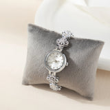 María - Reloj Elegante