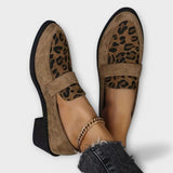 Zapatos elegantes para mujer con diseño de leopardo