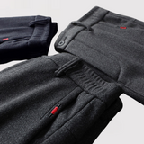 Ignaz™ | Schlanke Tapered-Hose mit glatter Oberfläche