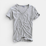 Meinhard™ | Weiches T-Shirt mit V-Ausschnitt