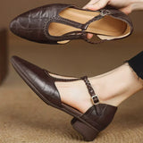 Carla – Klassische Leder-T-Steg-Schuhe mit geflochtenem Detail