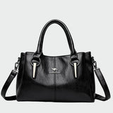 Bolsa de hombro sofisticada y clásica