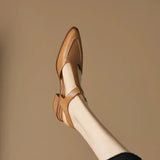 Romy – Schuhe mit Schnalle