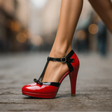 María - Elegantes Tacones