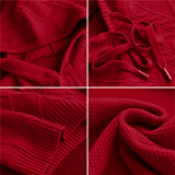 Julie | Strickpullover mit Kapuze in Zopfmuster