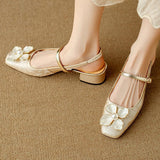 Marlene – Elegante Damenschuhe mit floralem Detail