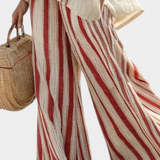 Vanessa - Conjunto Chic con Rayas Rojas